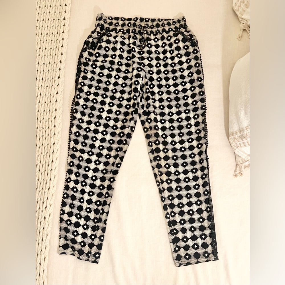 Anthropologie Black and White Geometric Patterned Pants